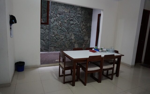 Rumah Sarwestri B&B