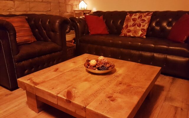 Large Luxury Self-Catering Barn