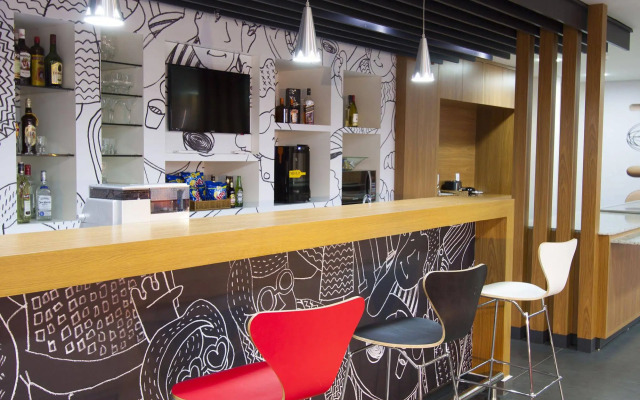 Ibis Cascavel