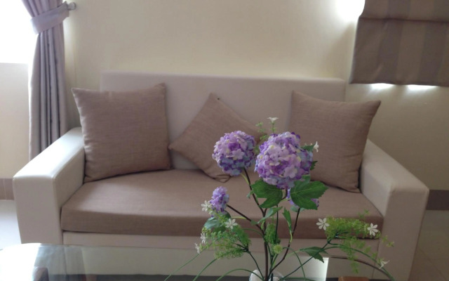Mango Tree Serviced Apartment