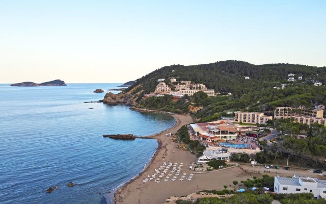 Invisa Hotel Club Cala Blanca