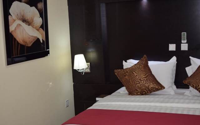 Kanem Suites