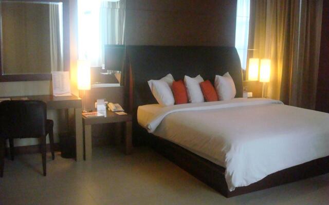 OYO 1729 I-shine Hotel