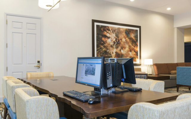 Doubletree by Hilton Pleasant Prairie Kenosha
