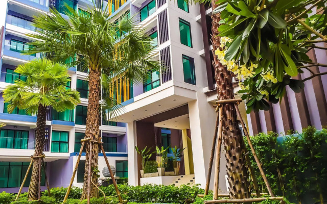 Siam Oriental Tropical Garden by Parikal