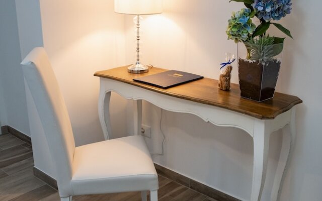 Porta Aragonese Luxury Rooms