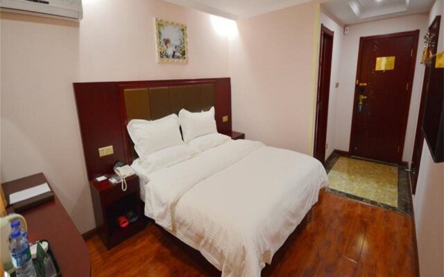 GreenTree Inn YangZhou West KaiFa Road Baolong Square Express Hotel