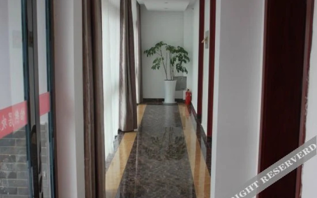 Yiranju Holiday Hotel