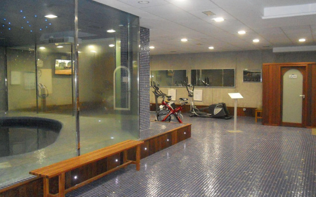 Hotel Marítimo Ris