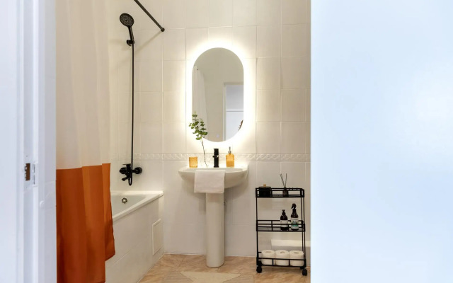 Origami на улице Ольштынская 5