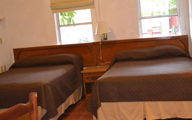 Las Palmas Hotel
