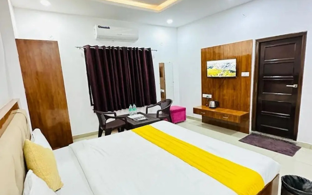 Hotel Sunrise Palace Udaipur