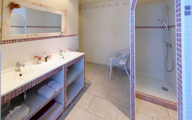 Le Castel du Mont Boisé