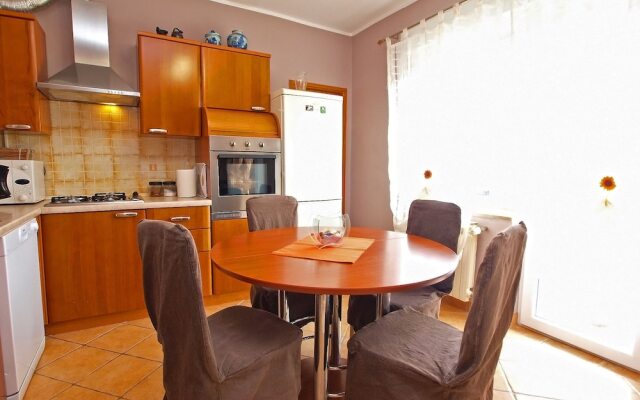 Apartment 1413