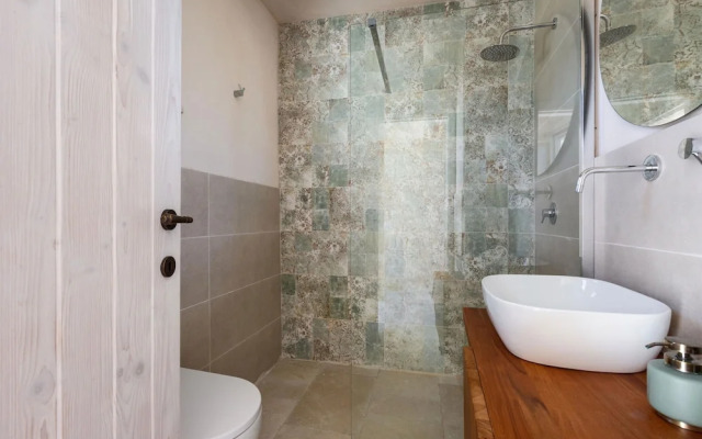 4003 Brunaldi Trulli by Perle di Puglia