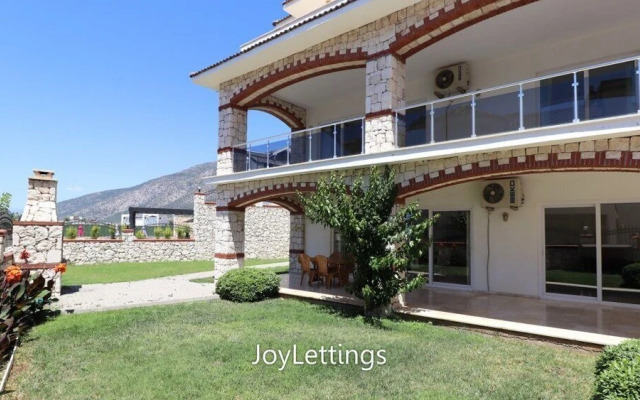 Villa NKL1 by JoyLettings