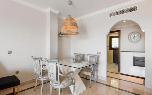 Stay U-nique Apartments Haya