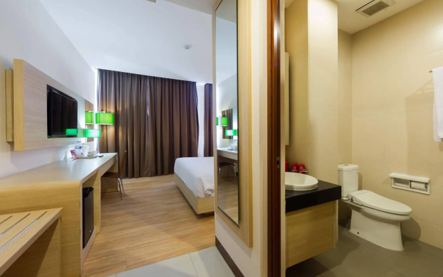 ZEN Rooms Kuta Tuban Suites