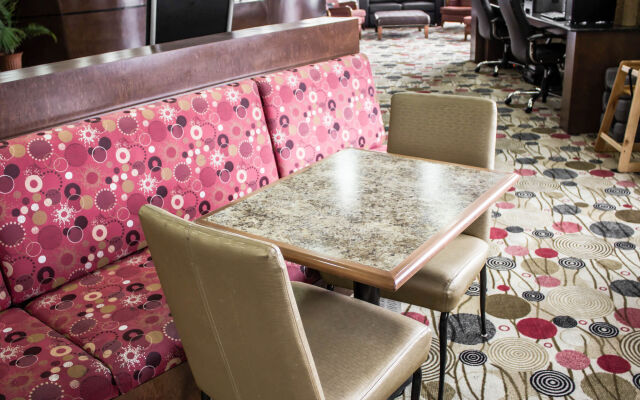 Comfort Suites Brunswick