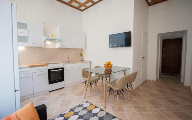 Romantic New 2 Bedroom Vilnius Best Location