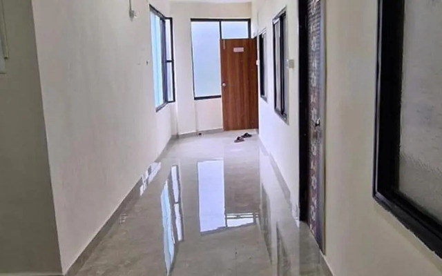 Fabhotel Shree Sai Inn