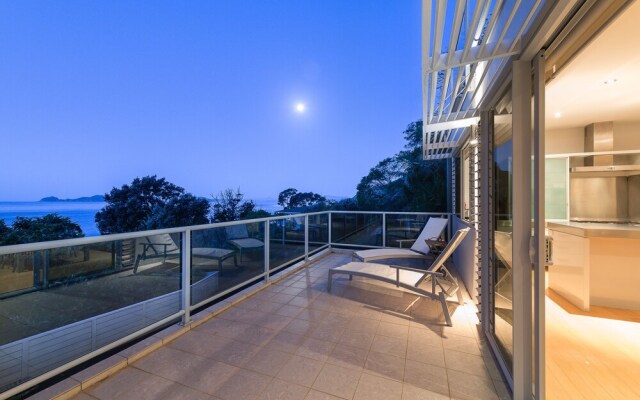 Sea Breeze Lodge