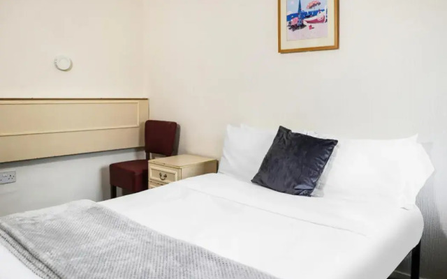 Hotel 346