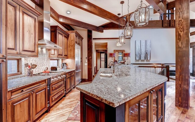 Rocky Mountain Lodge