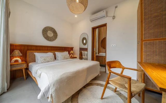 Sunset Heaven C6 Villa – Guest Rooms – Kerobokan Kelod