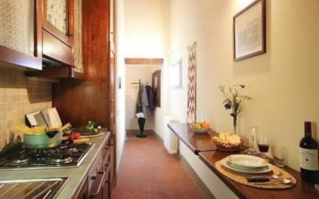 Monna Lisa Halldis Apartment