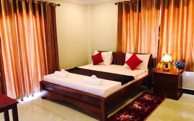 Blue Diamond Guest House - Hostel