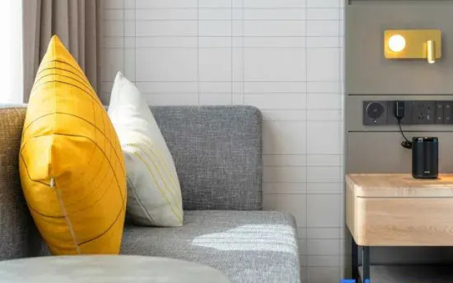 Home Inn Select Hotel