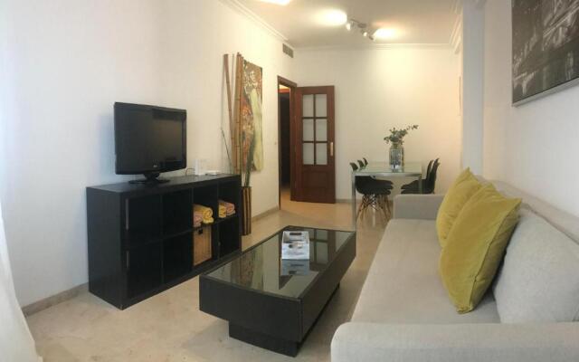 Apartamentos Puente Miraflores