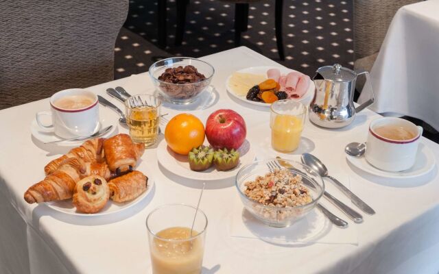 Sure Hotel by Best Western Caen Mémorial