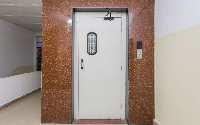 OYO Flagship 17390 Hotel Aaram MG Road