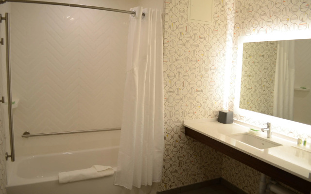 Holiday Inn Edmonton South - Evario Events by IHG