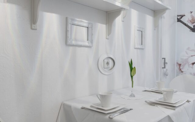 PRIVATE APARTMENT ISARSTRAßE