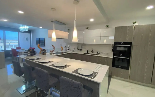 Marsascala Sea View Apartment Hpi9934