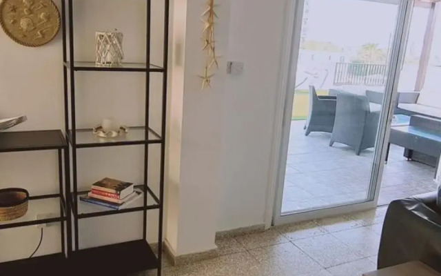 21 KAP - Frederick Penthouse