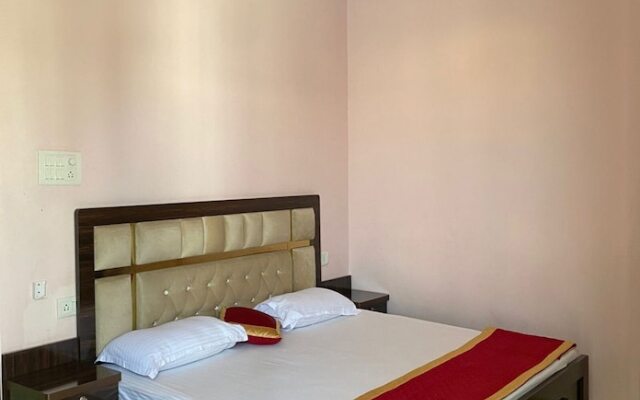 Shri Ram Paying Guest House