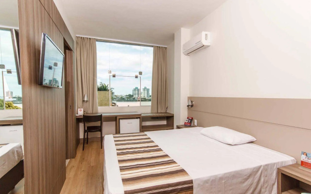 Hotel Valerim Itajaí