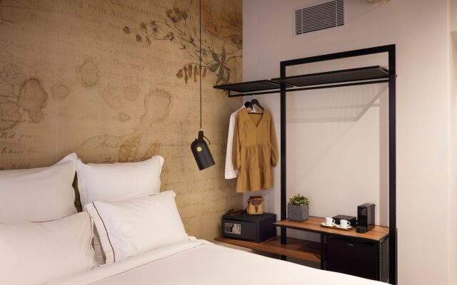 Anise, Aluma Hotel & Resort