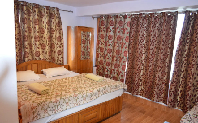 Hotel Palestine