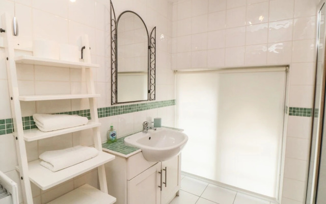 The Old School House