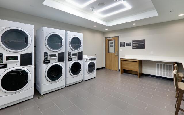 Candlewood Suites DFW West - Hurst by IHG