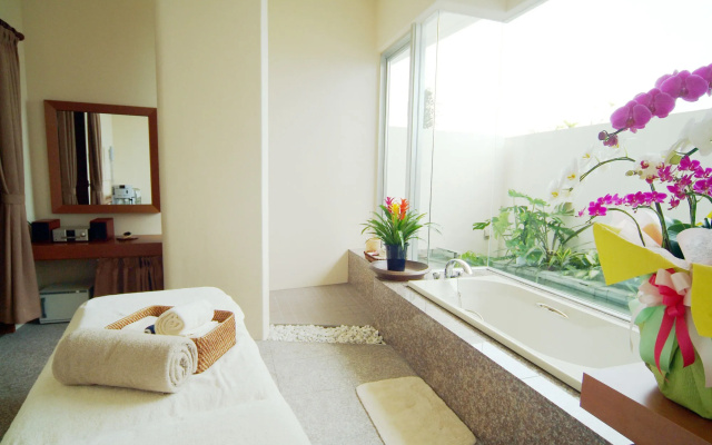 EM Wellness Kurashino Hakko Lifestyle Resort