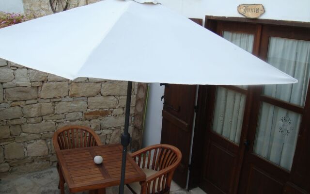 Avalon Village Houses