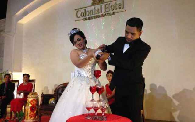 Colonial Hotel