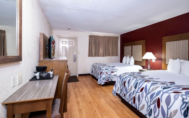 Red Roof Inn Neptune - Jersey Shore