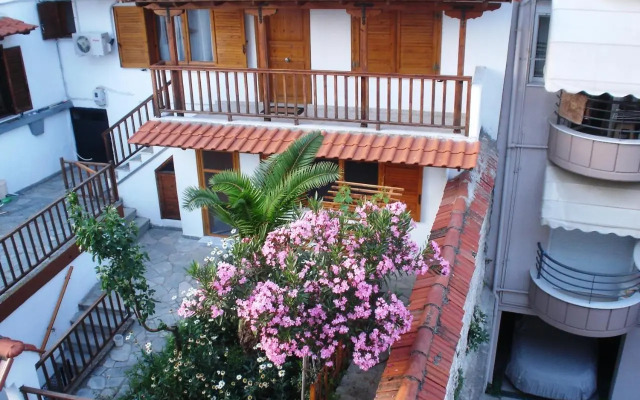 Traditional House Paschalis